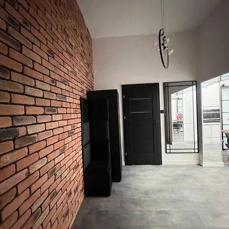 Loft W Centrum Z Jacuzzi Appartamento Breslavia