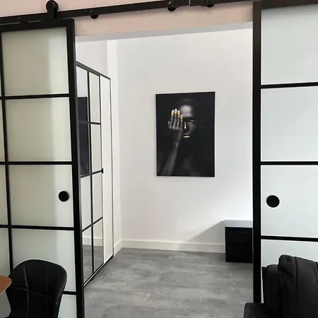 Apartmán Loft W Centrum Z Jacuzzi *