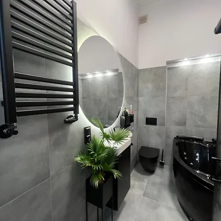 Apartmán Loft W Centrum Z Jacuzzi *