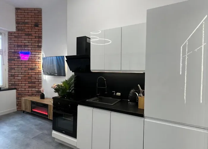 Loft W Centrum Z Jacuzzi Apartment